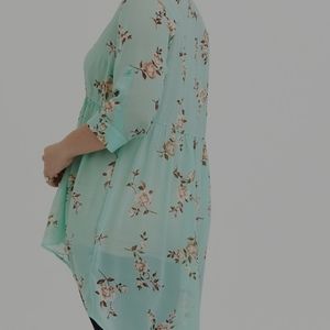 New Torrid Chiffon Tunic size 2